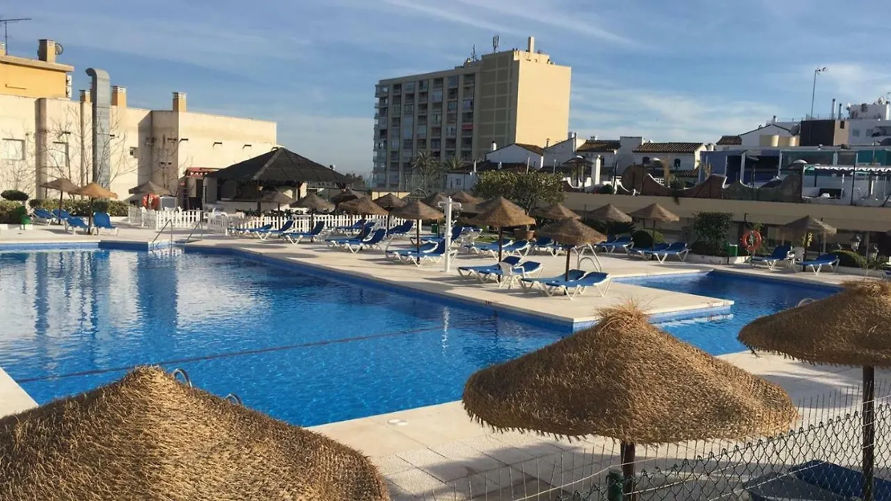 Nogalera Beach Apartment Τορρεμολίνος